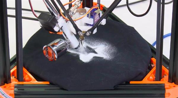 東京理工改進桌面3D打印機，用冰塊打印小型結(jié)構(gòu)和形狀